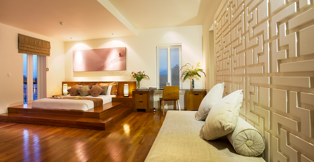 Princess_Annam_Resort_Spa_Empress%20Villa%20master%20bedroom.jpg