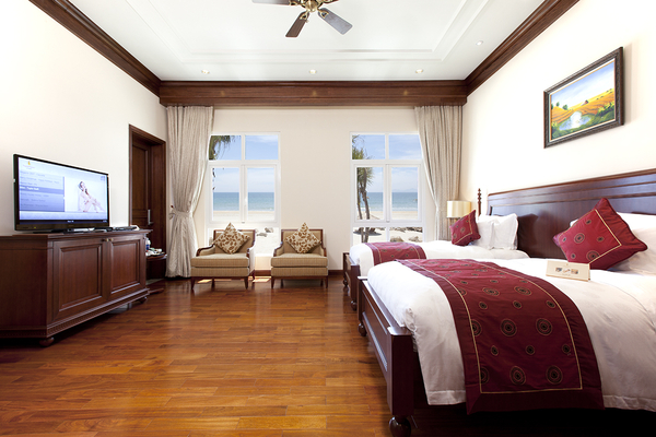 Beach%20Front%20Room%20-%20Hotel24h.net.jpg