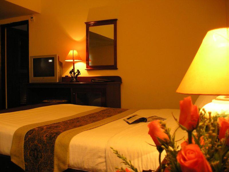 Phòng%20khách8%20-%20hotel24h.net.jpg