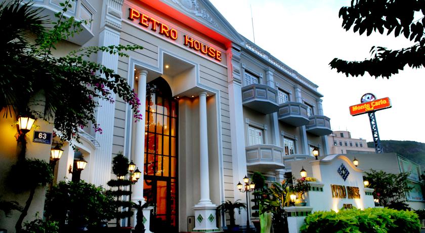 Petro House Hotel