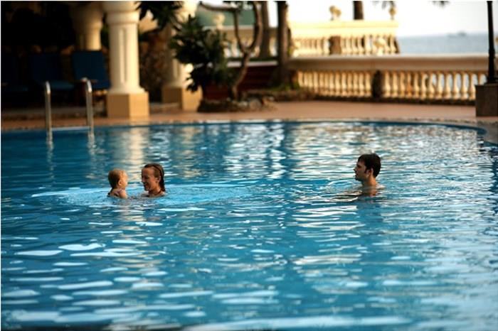 Hồ bơi - Hotel24h.net