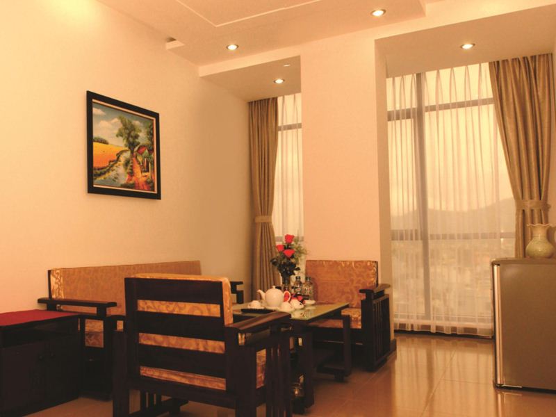 phòng%20ngủ8%20-%20hotel24h.net.jpg