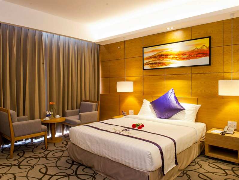 khach-san-iris-phong-ngu-2-hotel24h.net.jpg