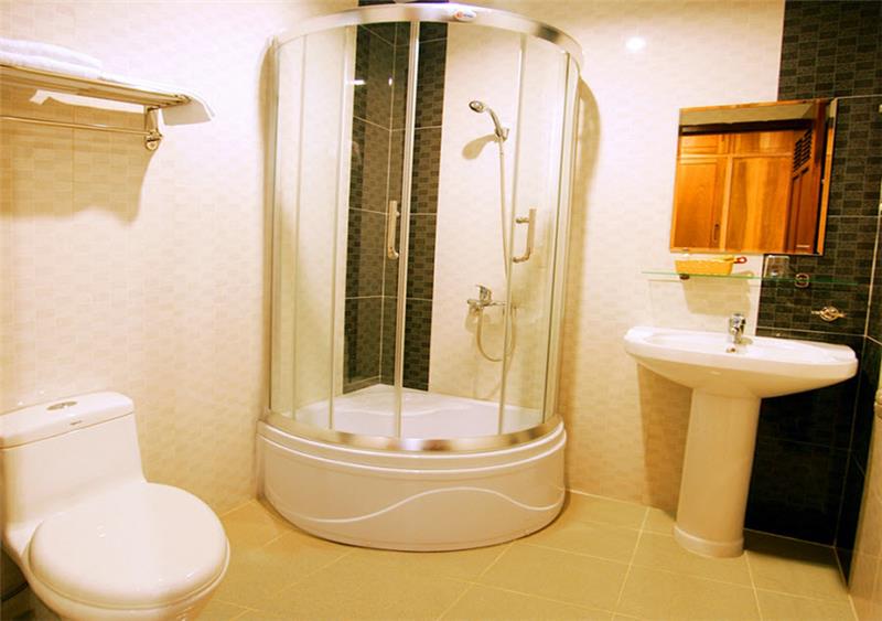 Bathroom - Khách sạn Hoàng Hải