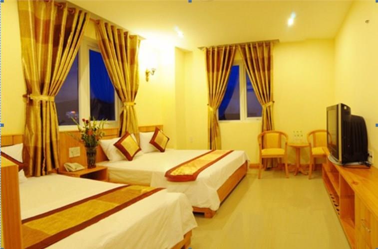 Khách sạn Monaca