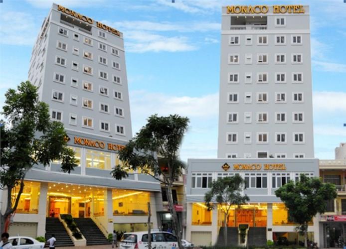 Khách sạn Monaca