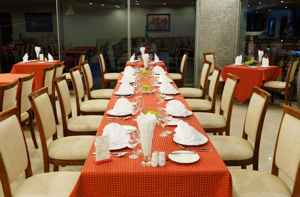 Nhà Hàng