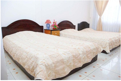 khach-san-cong-doan-hoi-an-phong-3-khach-1-hotel24h.net.jpg