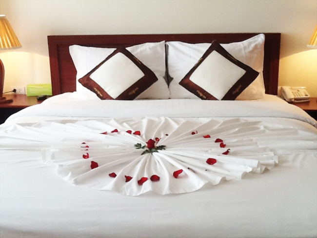honeymoon12.jpg.jpg
