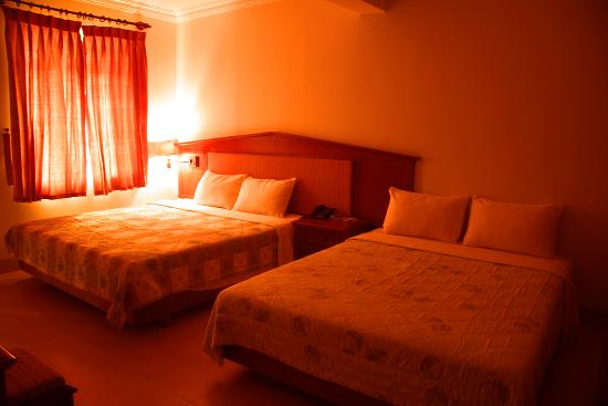 Khách sạn Hoàng Long Đà Nẵng