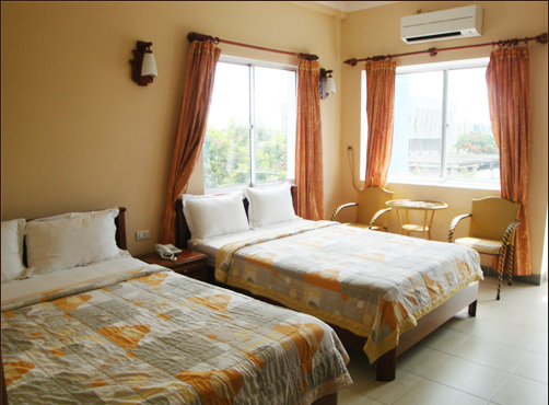 Ý Linh hotel
