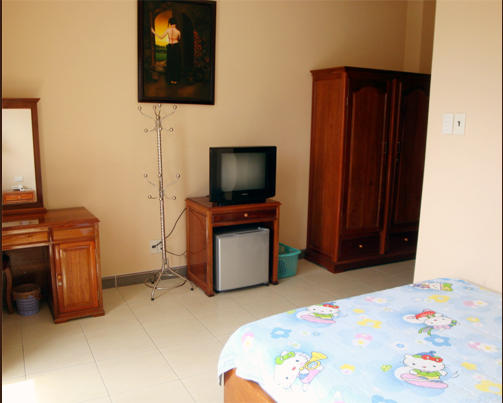 Ý Linh hotel