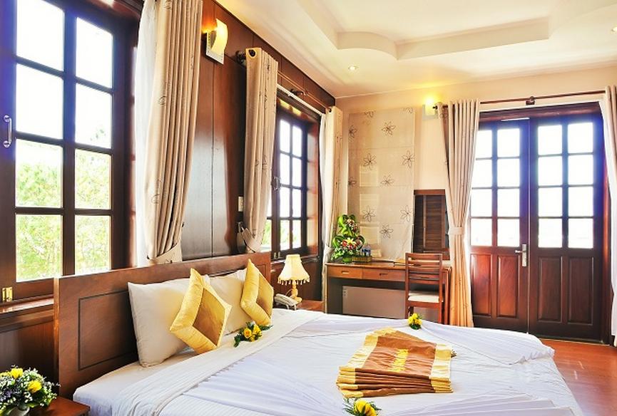 khach-san-ky-hoa-phong-superior-4-hotel24h.jpg