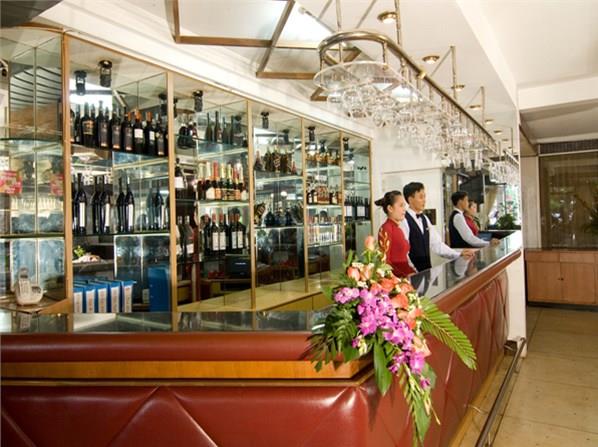 Lễ tân - Hotel24h.net