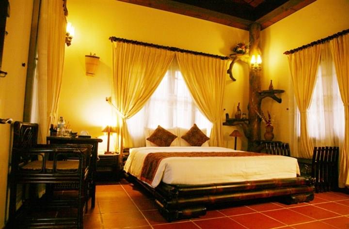 Việt Star Resort & Spa