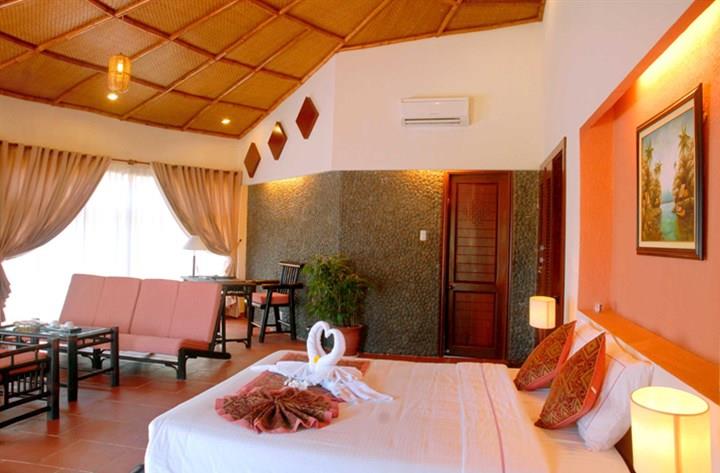 Việt Star Resort & Spa