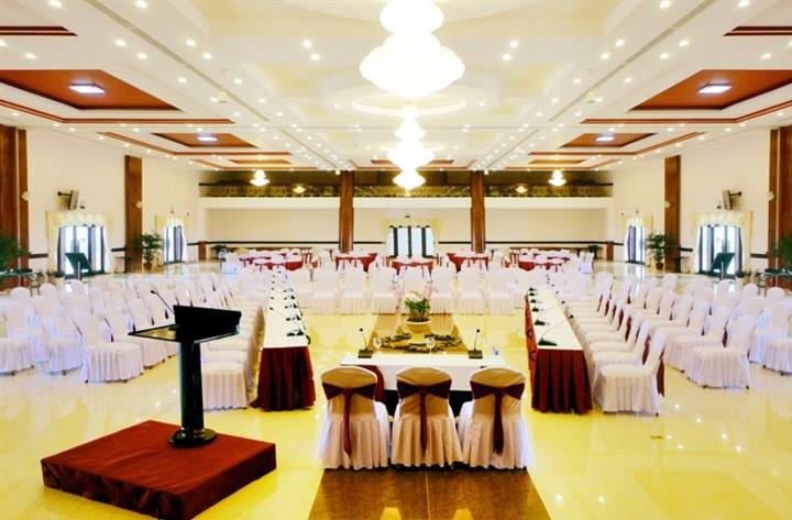 Việt Star Resort & Spa