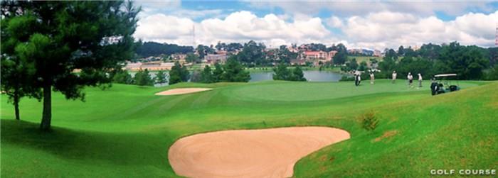 Sân golf - Hotel24h.net