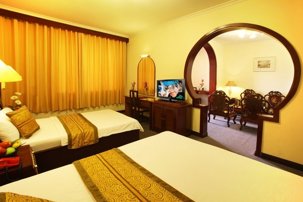 khach-san-ngoc-lan-phong-superior-4-hotel24h.net.jpg