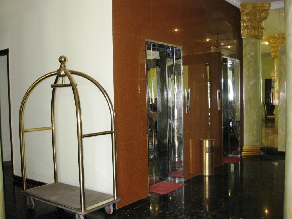 Sảnh - Khách sạn Tiền Dương