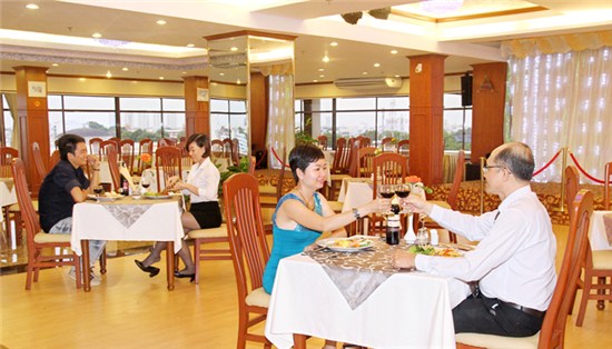 Nhà hàng - Hotel24h.net
