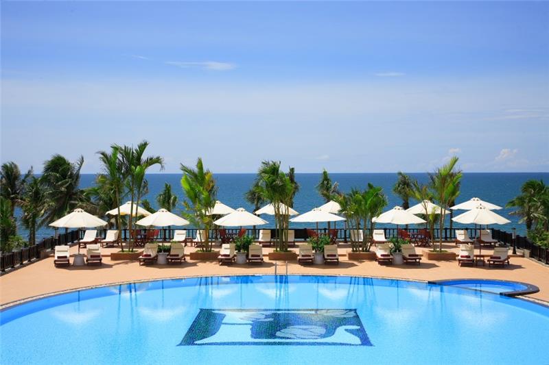 Hồ bơi - Lotus Mũi Né Resort & Spa