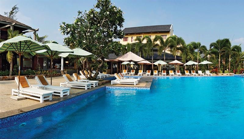 Hồ bơi - Eden Resort