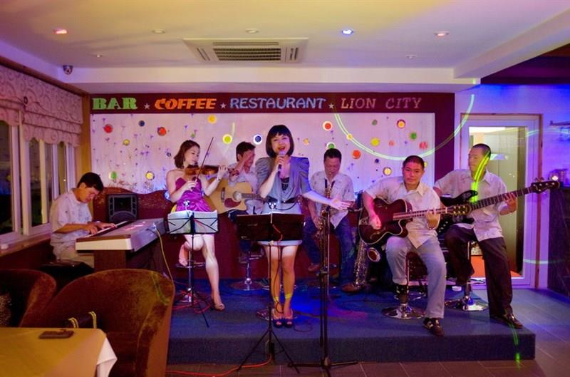 Bar - Khách sạn Sông Thu