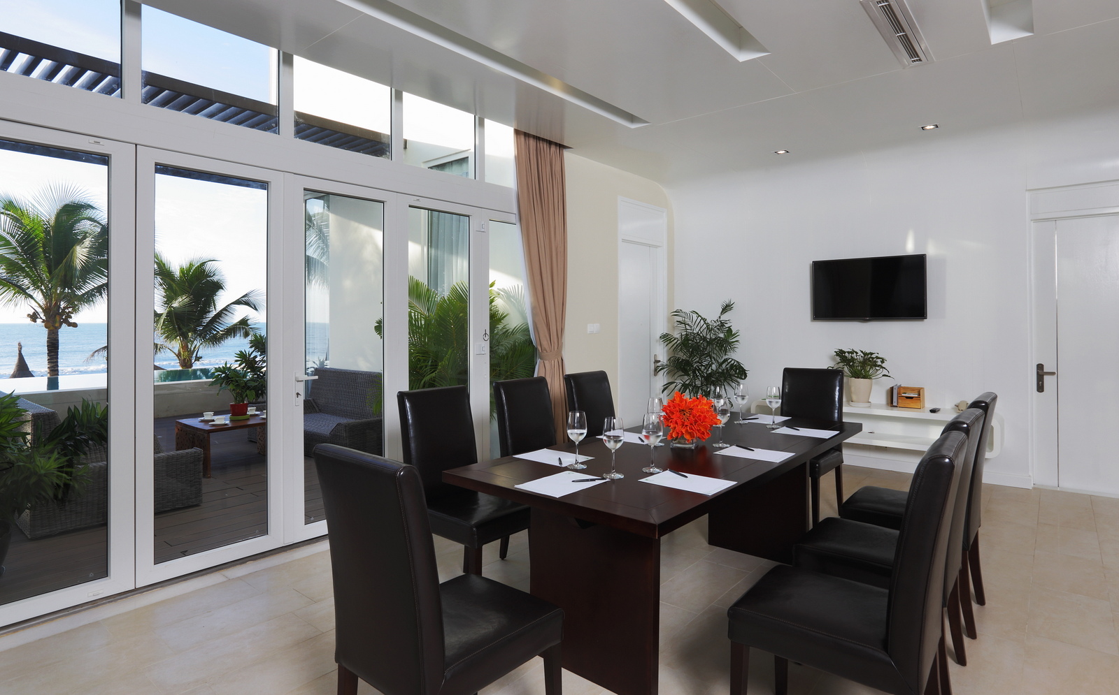 Villa Ocean Front - The Cliff Resort & Residences