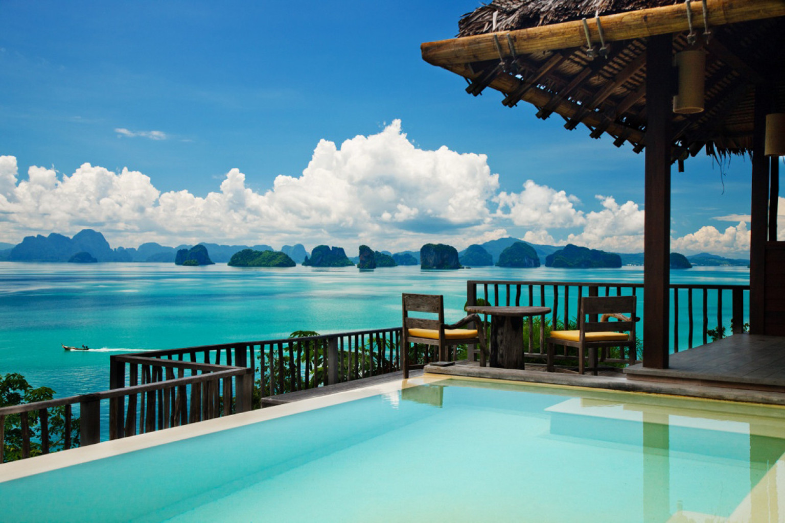 o-HONEYMOON-SUITES-facebook.jpg