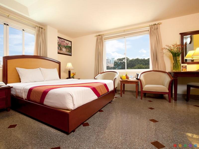 khach-san-kingston-phong-superior-2-hotel24h.net.jpg
