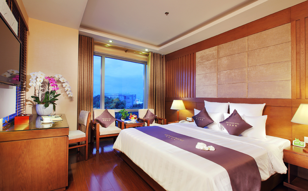 khach-san-eden-sai-gon-phong-deluxe-1-hotel24h.net.jpg
