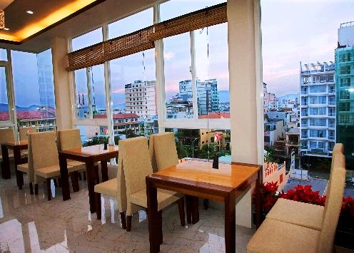 Nhà hàng - CR Hotel