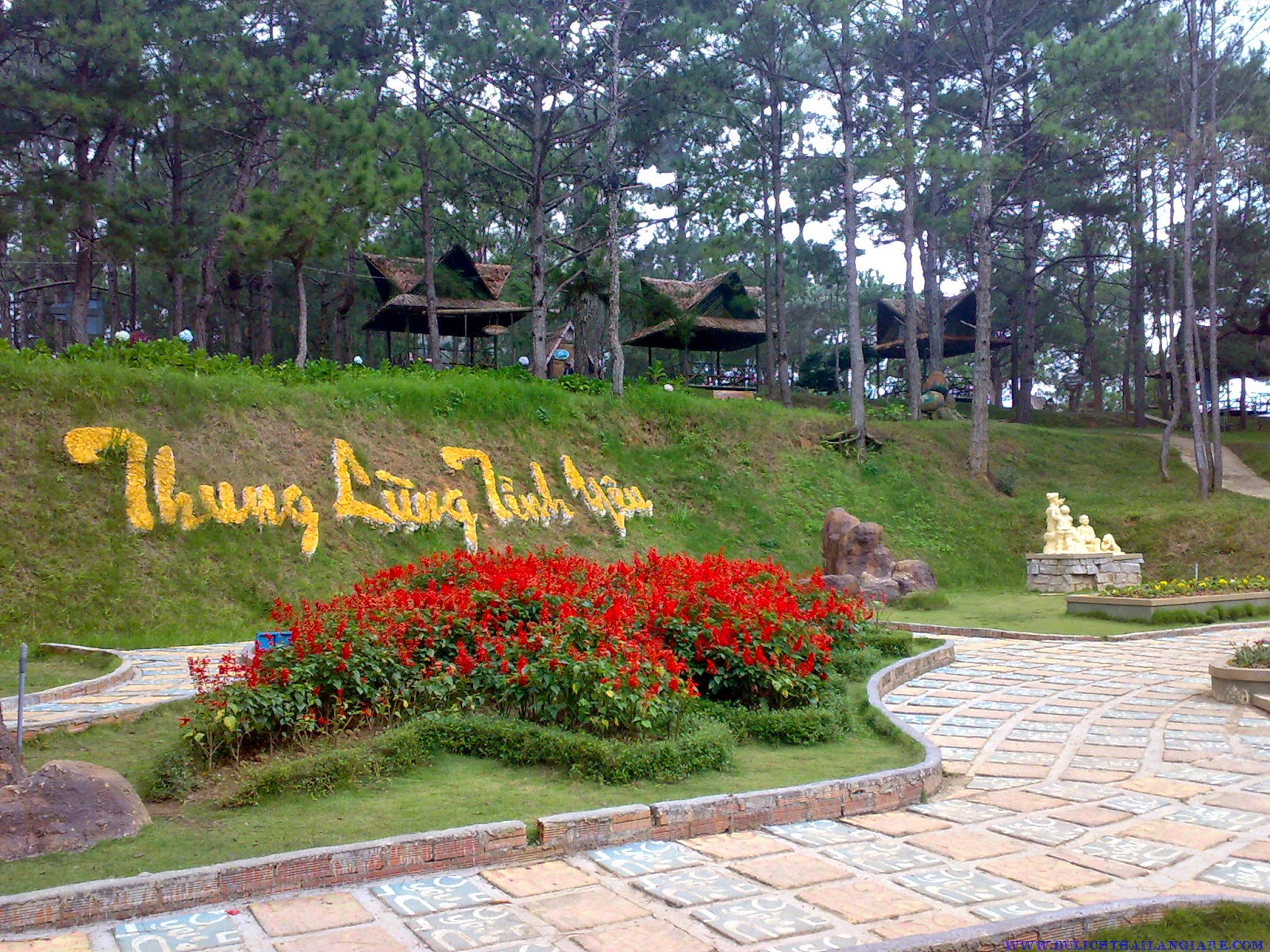 thung-lung-tinh-yeu-hotel24h.net.jpg