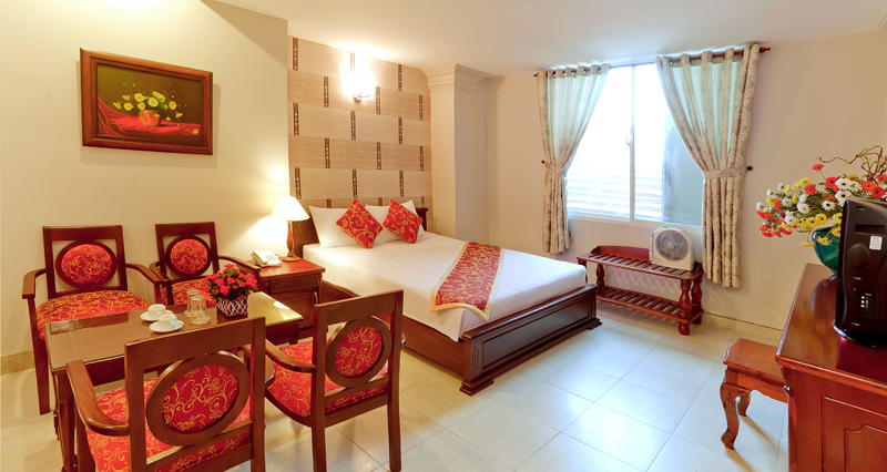 khach-san-pearl-palace-phong-ngu-5-hotel24h.net.jpg