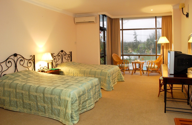 khach-san-paradise-beach-phong-standard-3-khach-2-hotel24h.net.jpg