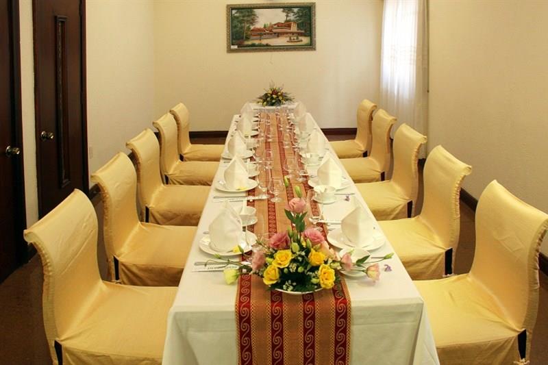 Nhà hàng