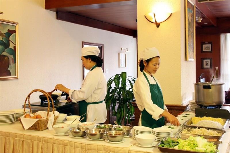 Nhà hàng
