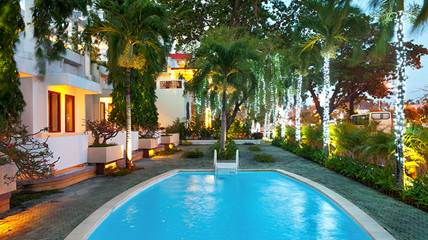 Hồ bơi - Hotel24h.net