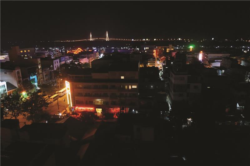 Cảnh nhìn từ khách sạn Anh Đào MeKong - Hotel24h.net