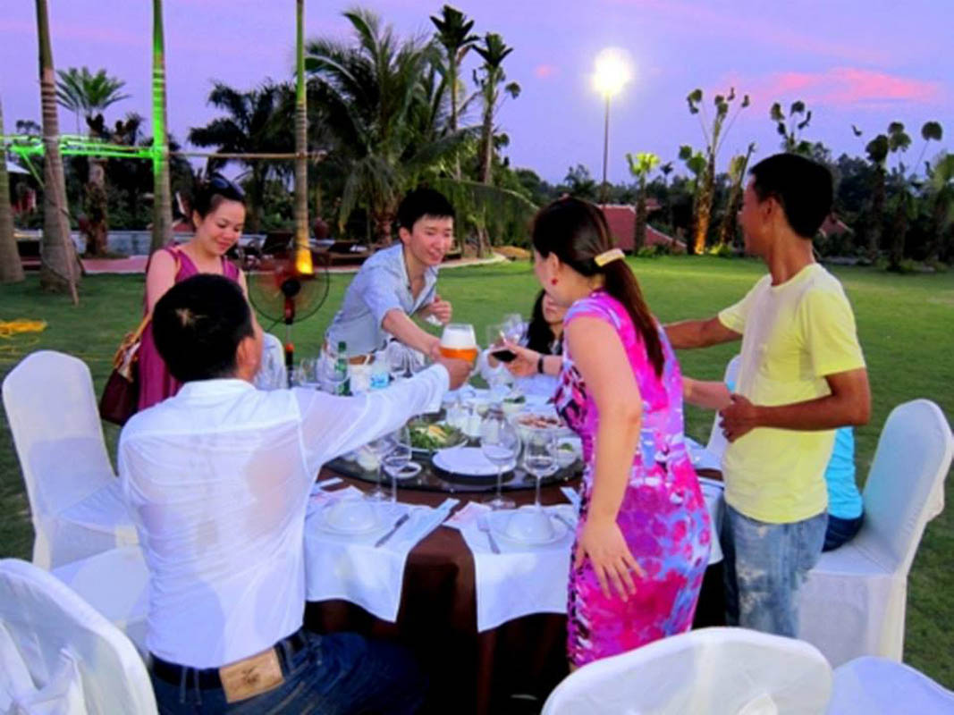 Ngoài trời - Hotel24h.net