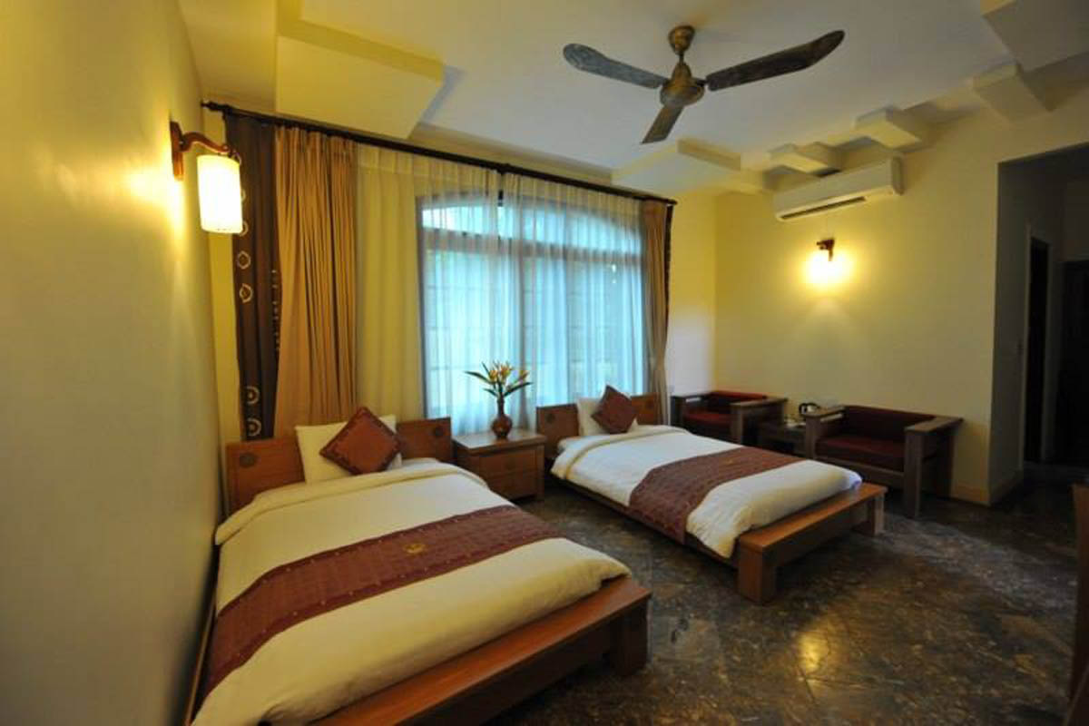 Phòng Deluxe - Hotel24h.net