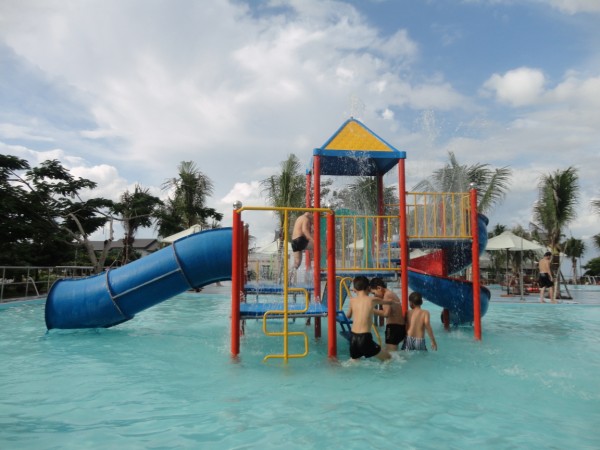 Hồ bơi - Hotel24h.net