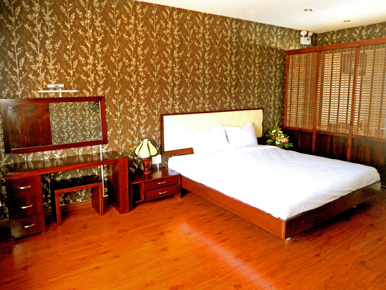 Phòng đôi - Hotel24h.net