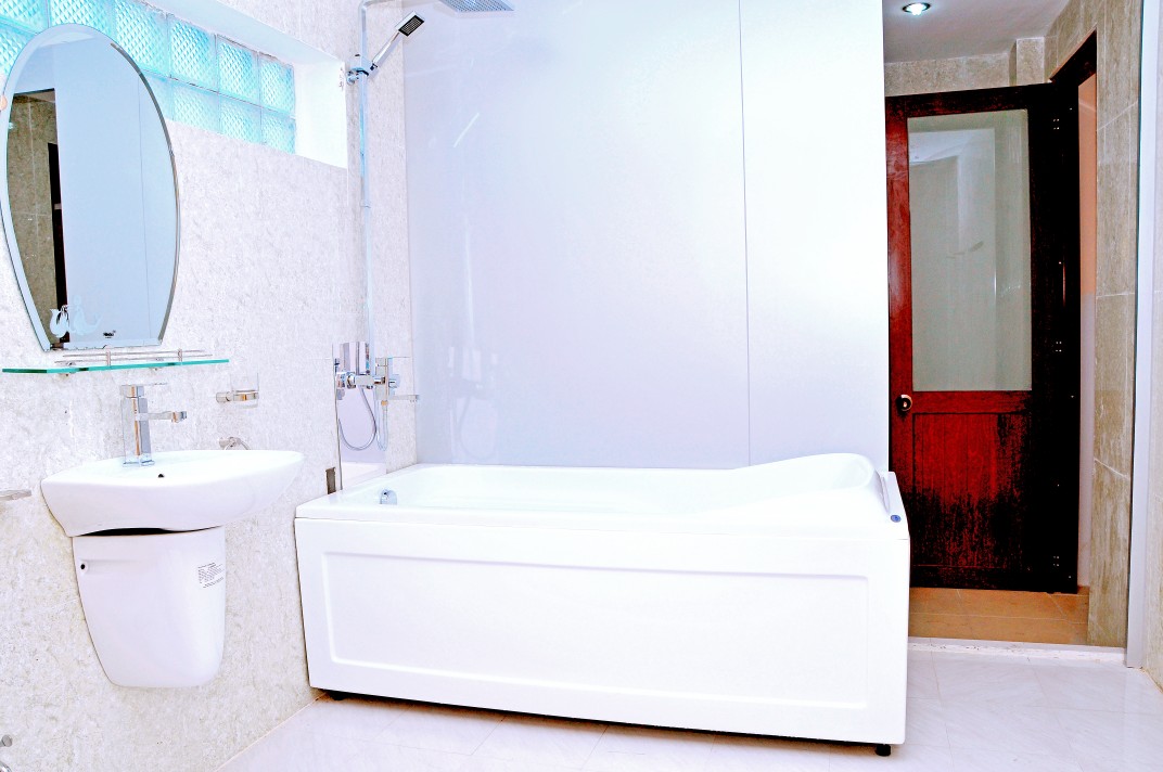 Phòng tắm - Hotel24h.net