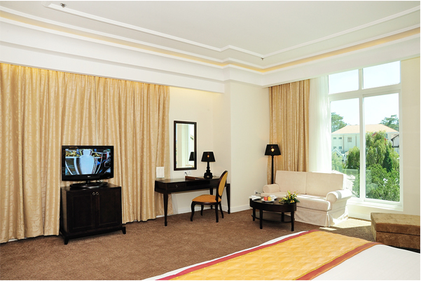Phòng deluxe - hotel24h.net