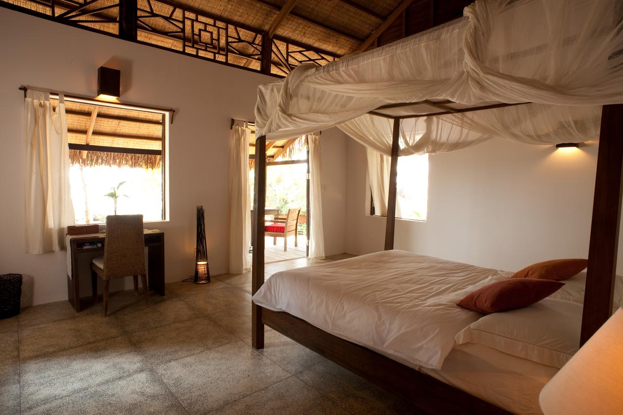 resort-mango-bay-bungalow-6-hotel24h.net.jpg