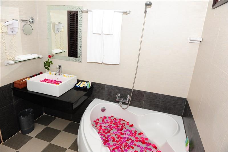 Phòng tắm - Hotel24h.net