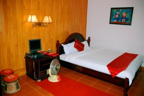 Phòng tiêu chuẩn - Hotel24h.net