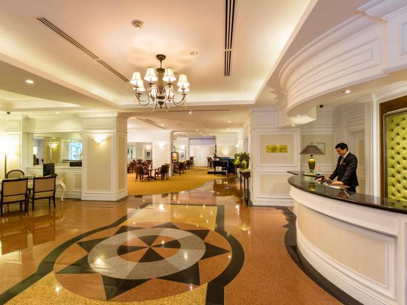 Lẽ tân - Hotel24h.net